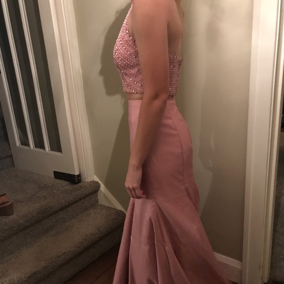 Formal 2 piece Prom dress - Picture 2 of 6